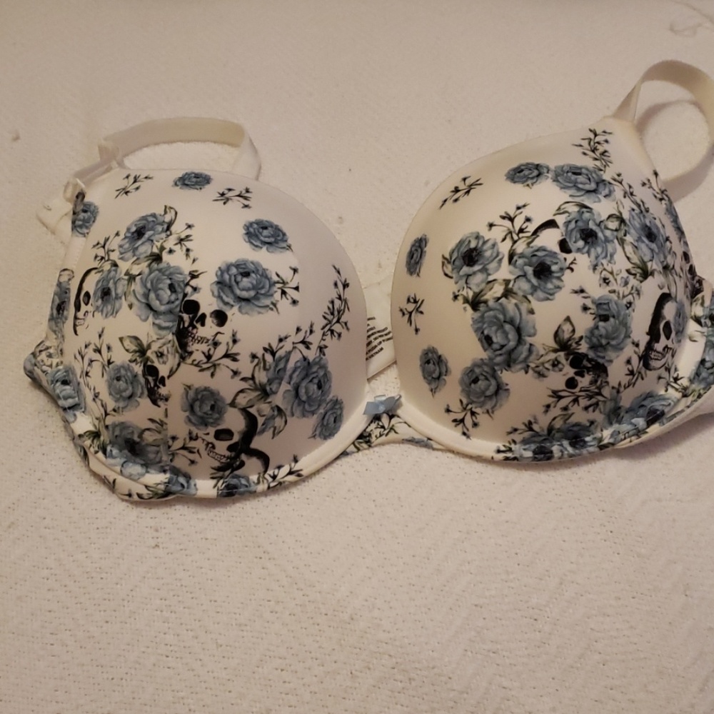 Torrid Bra 40 C
